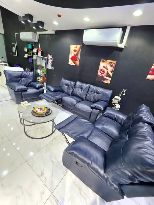 seater leather sofa set good condition seater leath