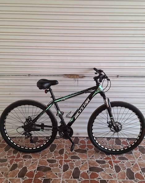 cycle neat and clean Size In excellent condition