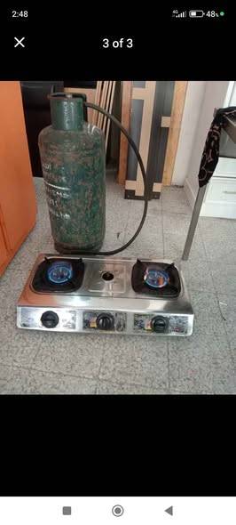 Bahrain cylinder with stove regulator pipe gas only