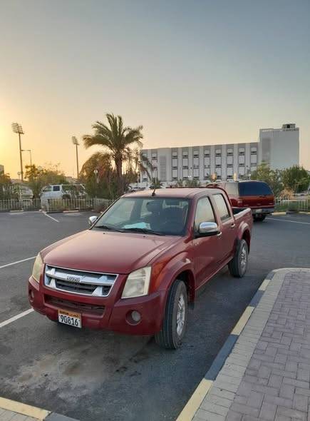 Tel Isuzu pick up automatic model Pas Tel