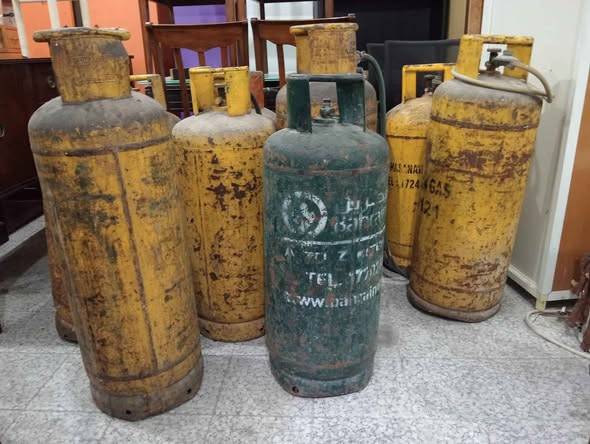Cylinder all medium size each only serious buyers