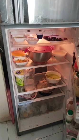 is Hitachi two door refrigerator in sleek is