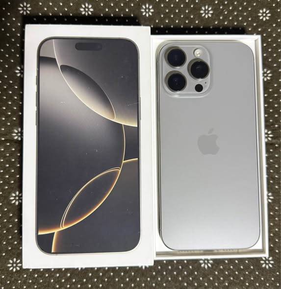 iPhone pro max gb battery Excellent condition Comple