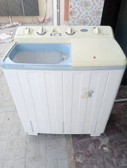 kg washing machine in very good working conditio