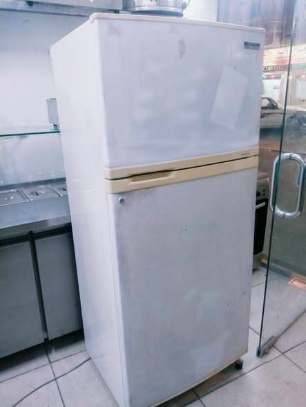 Fridge good working condition Fridge good Fridge good