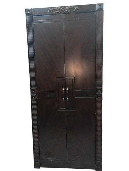 Big door bahraini partition cupboard with delivery fixing