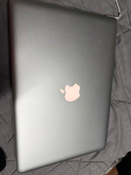 apple MacBook Model sell urgent gb ram apple