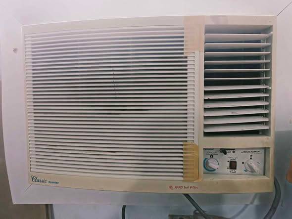 Classic ton AC Piston Compressor Good Condition Window