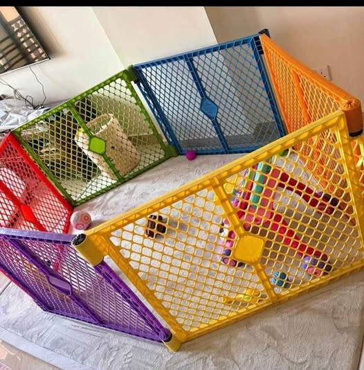 Children play pen Children play pen Children play