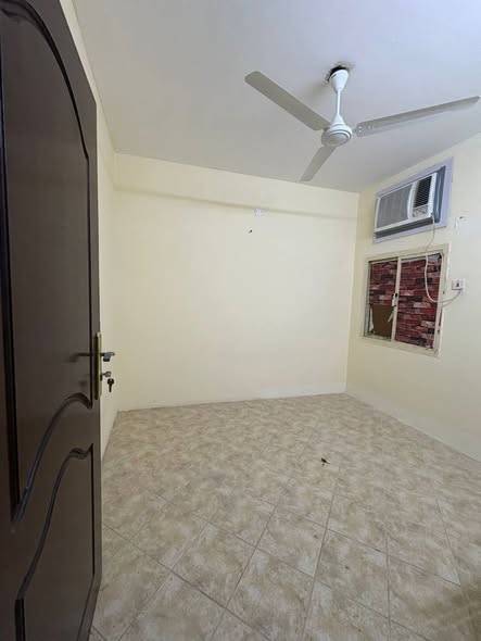 rent Two bedroom apartment with living room bathroom