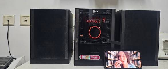 Very good condition bass also good dvd mp