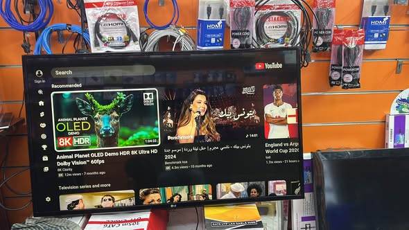 Smart tv YouTube Netflix all working Smart tv