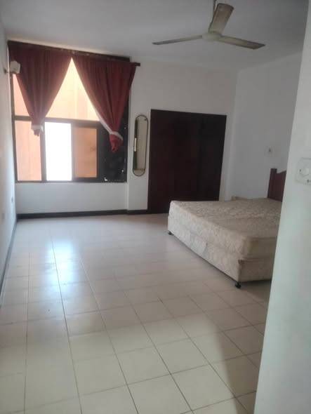 Room Rent in Hoora Location Hoora near the