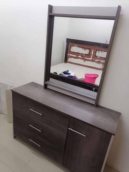 Grey dresser condition Pink and white display cabi