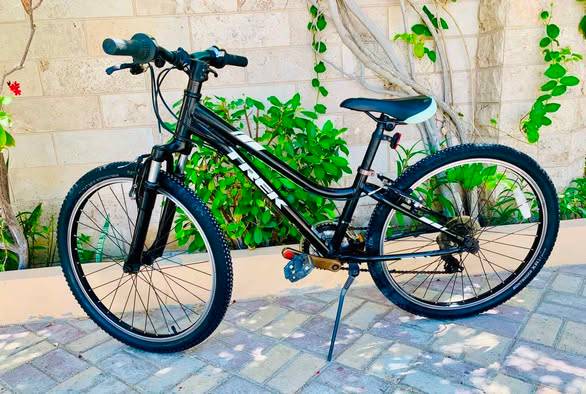 Trek Precaliber Wheel size Shimano gears brakes Trek