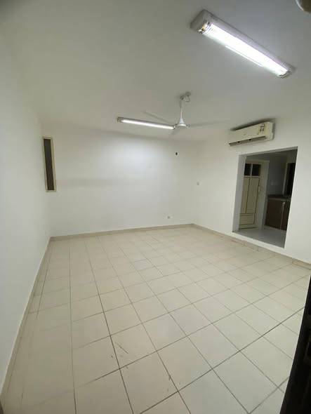 VIP Apartment Rent in Manama Bedroom Bathroom Kitc
