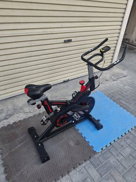 Heavy duty spinning bike max user weight kg