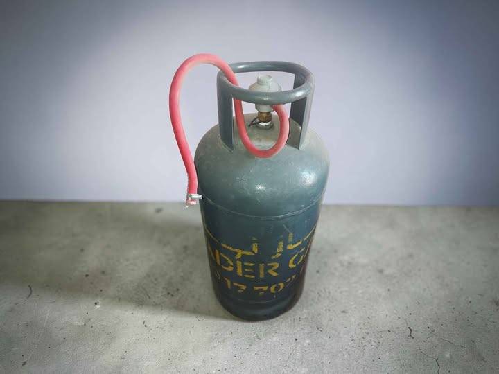 Nader Gas Cylinder Medium Size Fully filled by