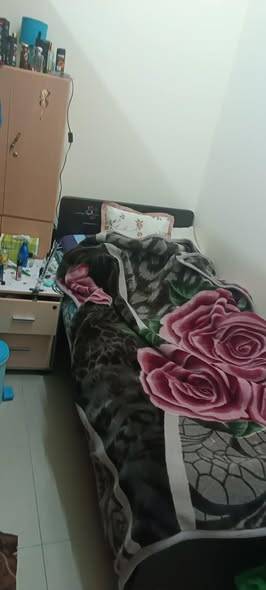 Room rent nearly last chance Manama carefure couple