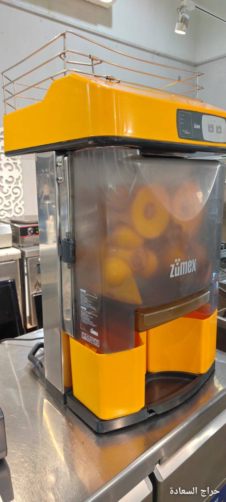 عصارة برتقال وحمضيات أوتوماتيكية تجارية ماركة زومكس | Commercial Automatic Citru